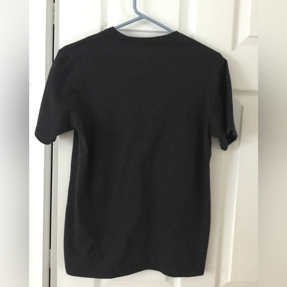 Reebok tee - Picture 3 of 3